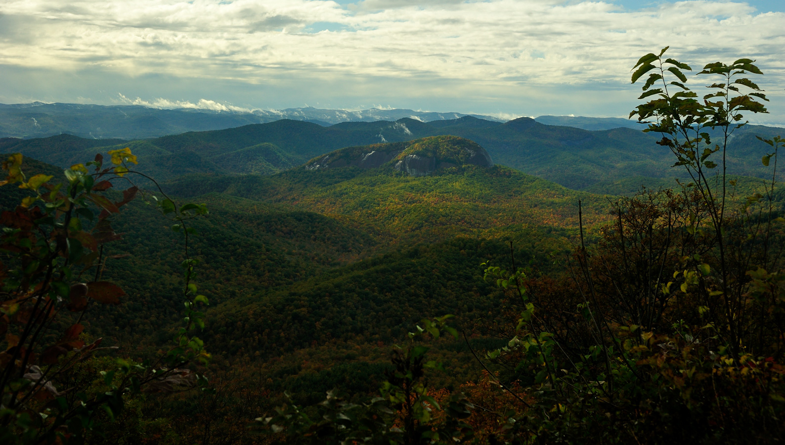 Blue Ridge Parkway [52 mm, 1/320 sec at f / 10, ISO 400]